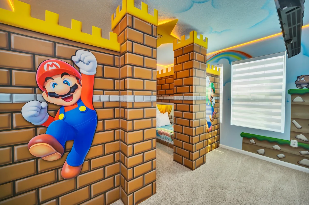 Mario-Minion-Theater-Resort 7 mi 2 Disney-2358 #20