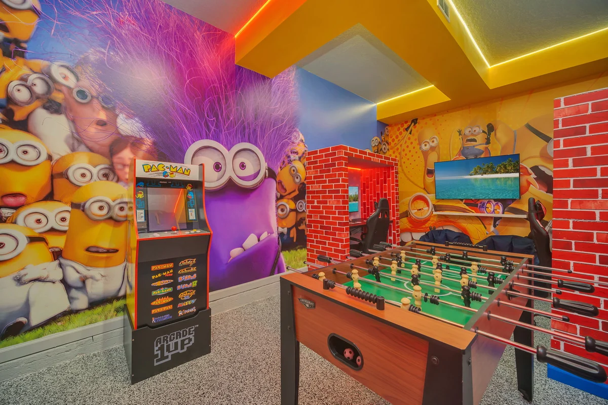Mario-Minion-Theater-Resort 7 mi 2 Disney-2358 #75