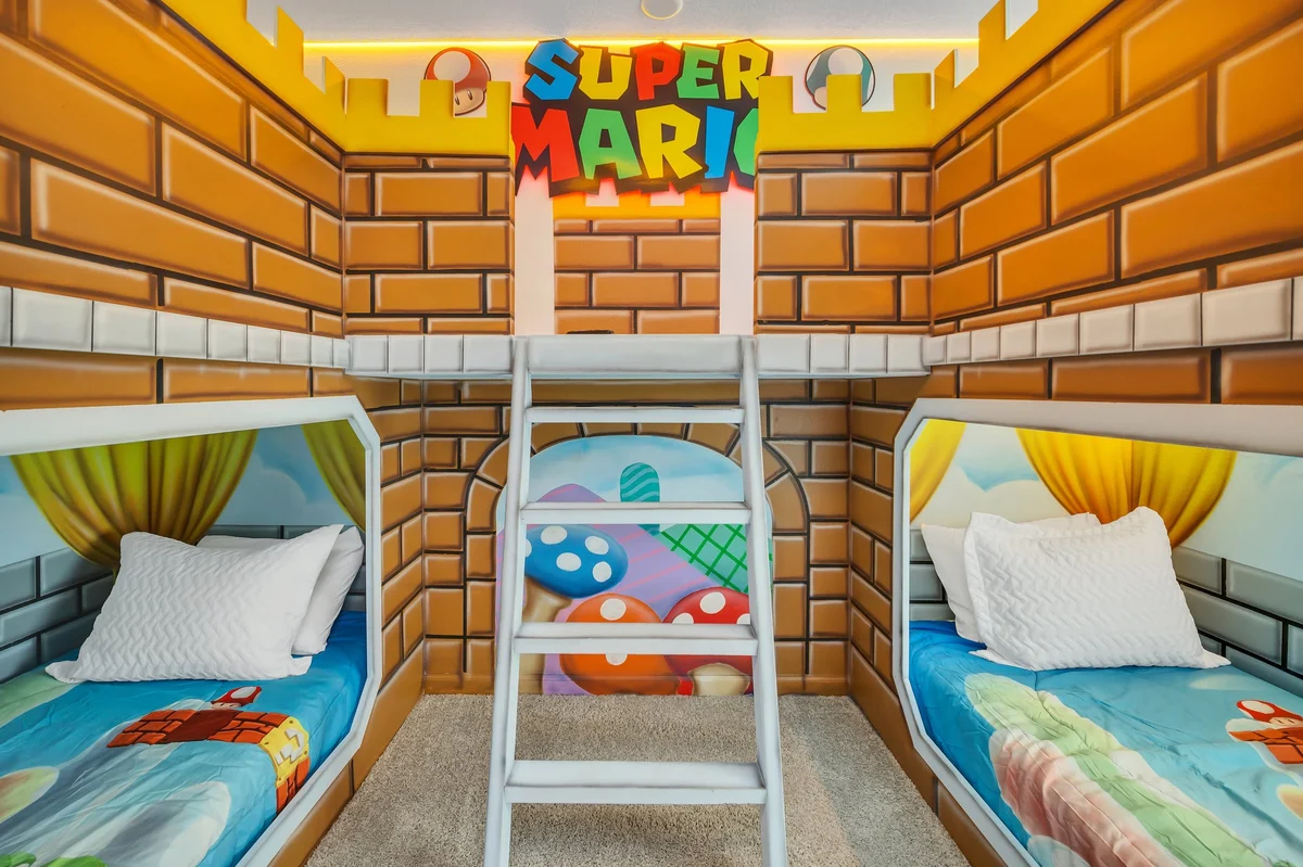 Mario-Minion-Theater-Resort 7 mi 2 Disney-2358 #60