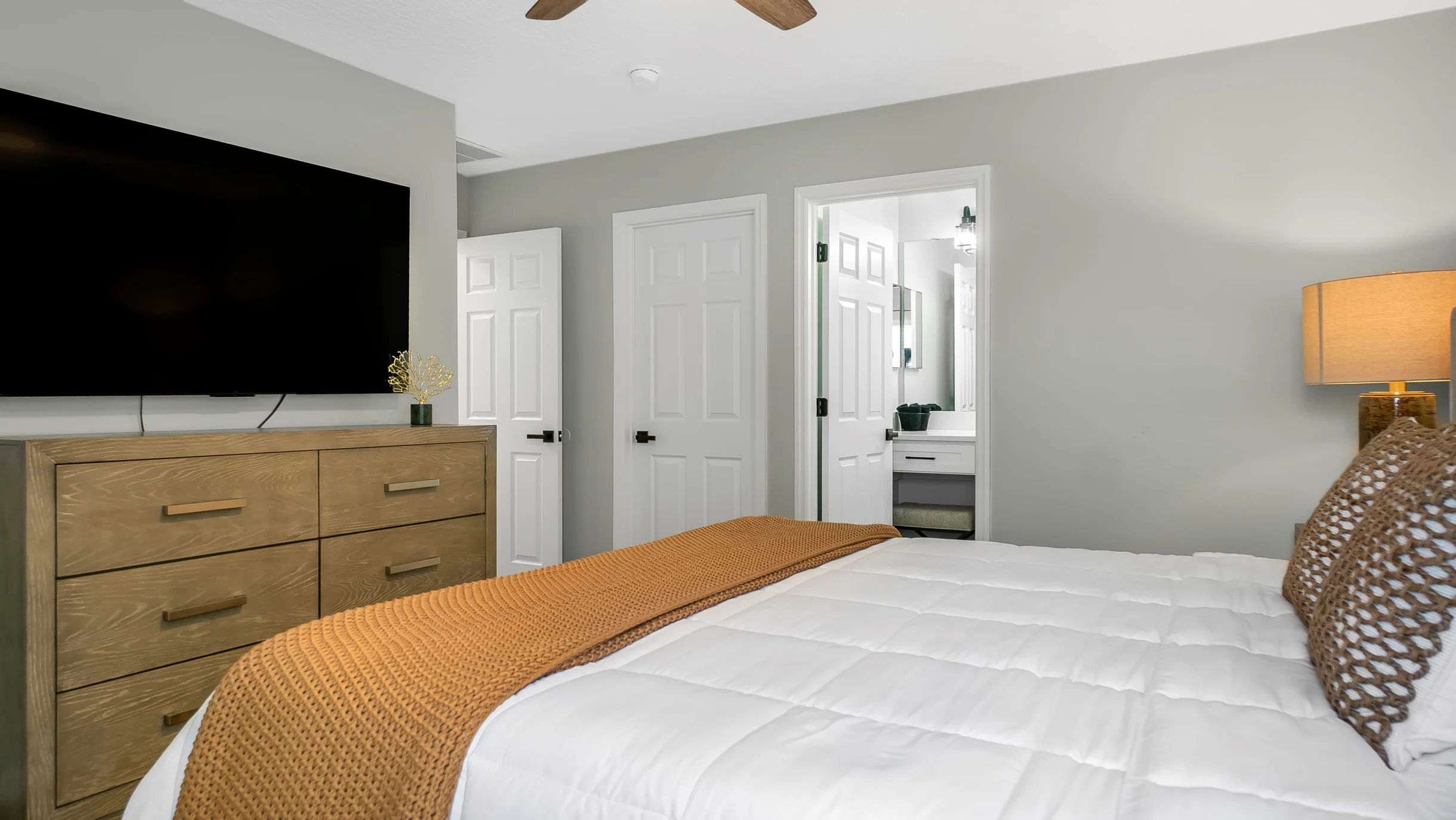 4 miles to Disney! Epic Value! Avatar! 8510 #2