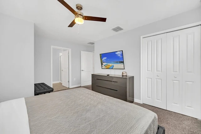 Bedroom 4 image 1