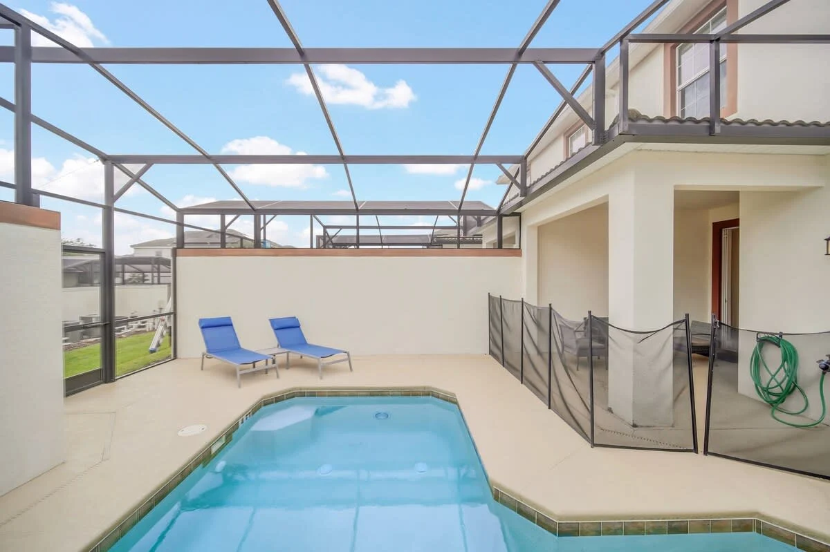 Relaxing 4 Bed Town Home with Splash Pool-1569PD #83