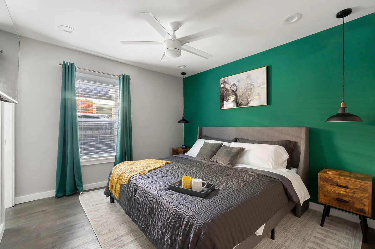 Bedroom image 1
