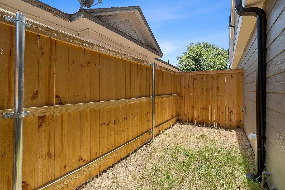 Modern Townhome - Rooftop &  Backyard Garage