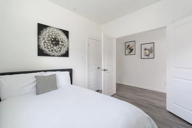 Bedroom image 1
