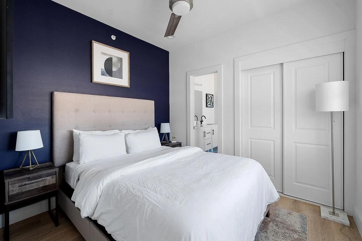 Townhome in Dallas property photo 3