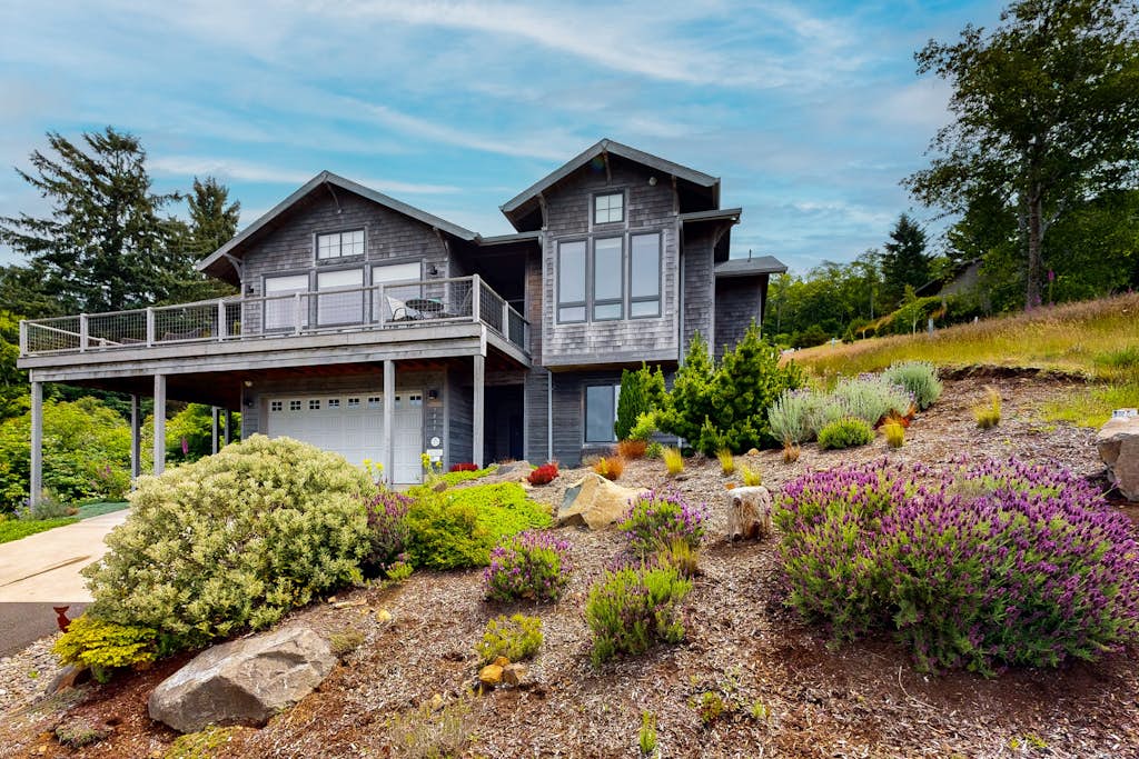 Luxury Coastal Retreat, Wrap Around Deck w/Panoramic Ocean Views property photo 2