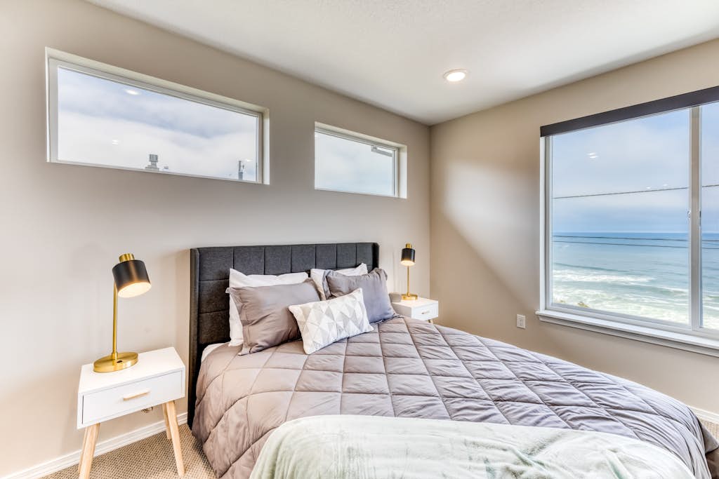 Home in Lincoln City property photo 3
