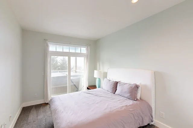 Bedroom 1 image 1