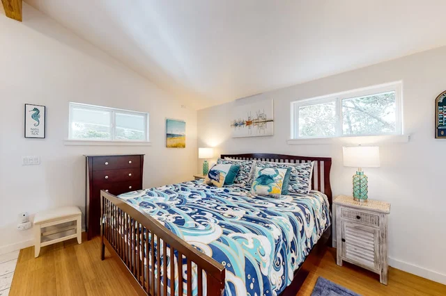 Bedroom 1 image 1