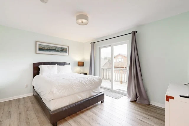Bedroom 1 image 1