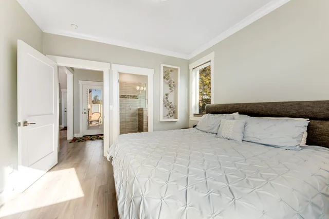 Bedroom 1 image 1
