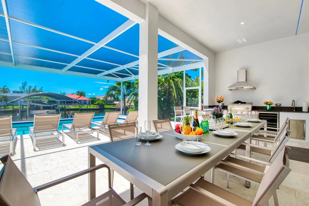 Home in Cape Coral property photo 4