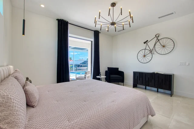 Master Bedroom image 1