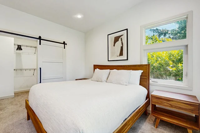 Bedroom 1 image 1