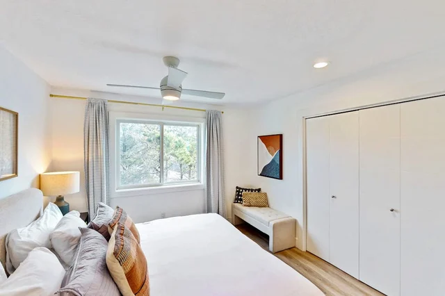 Bedroom 1 image 1