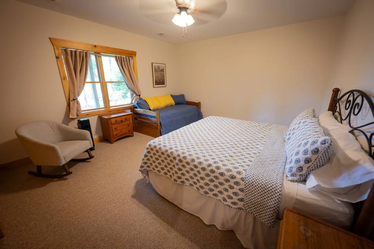 BEDROOM image 1