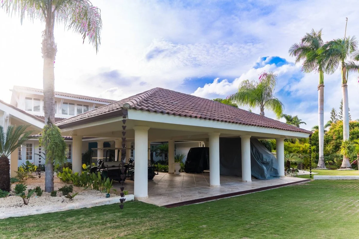 Villa familiar con vistas al golf #2