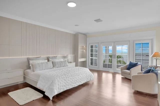 Bedroom 1 image 1