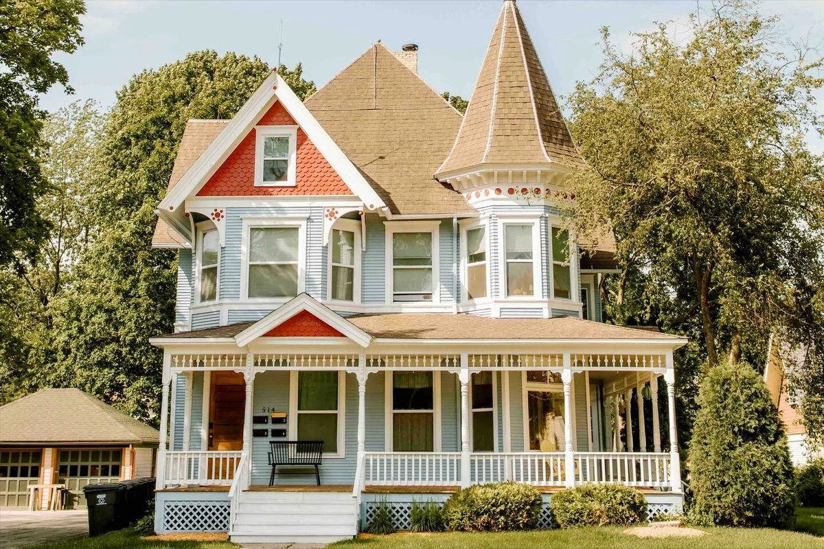 Charming Historic Upper Walk to Downtown & Lakes #16