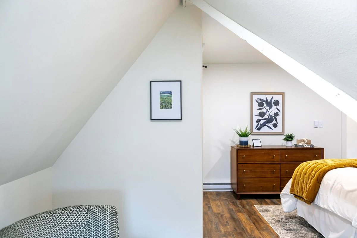 Charming Historic Upper Walk to Downtown & Lakes #8
