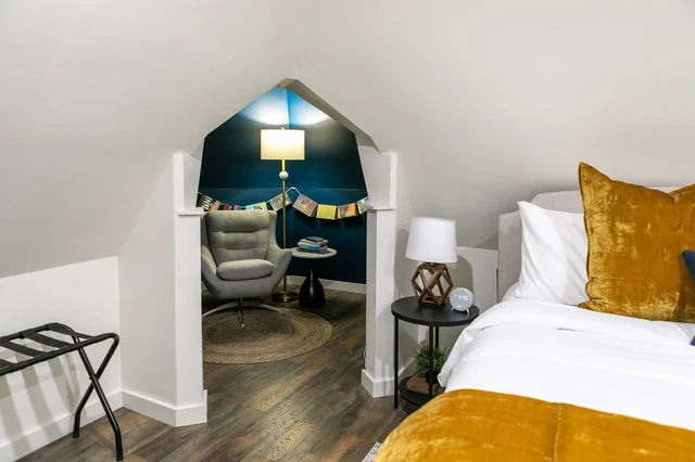 BEDROOM image 1