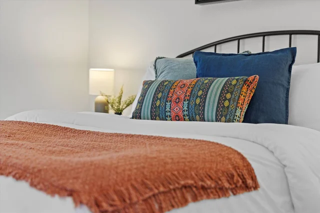 BEDROOM image 1