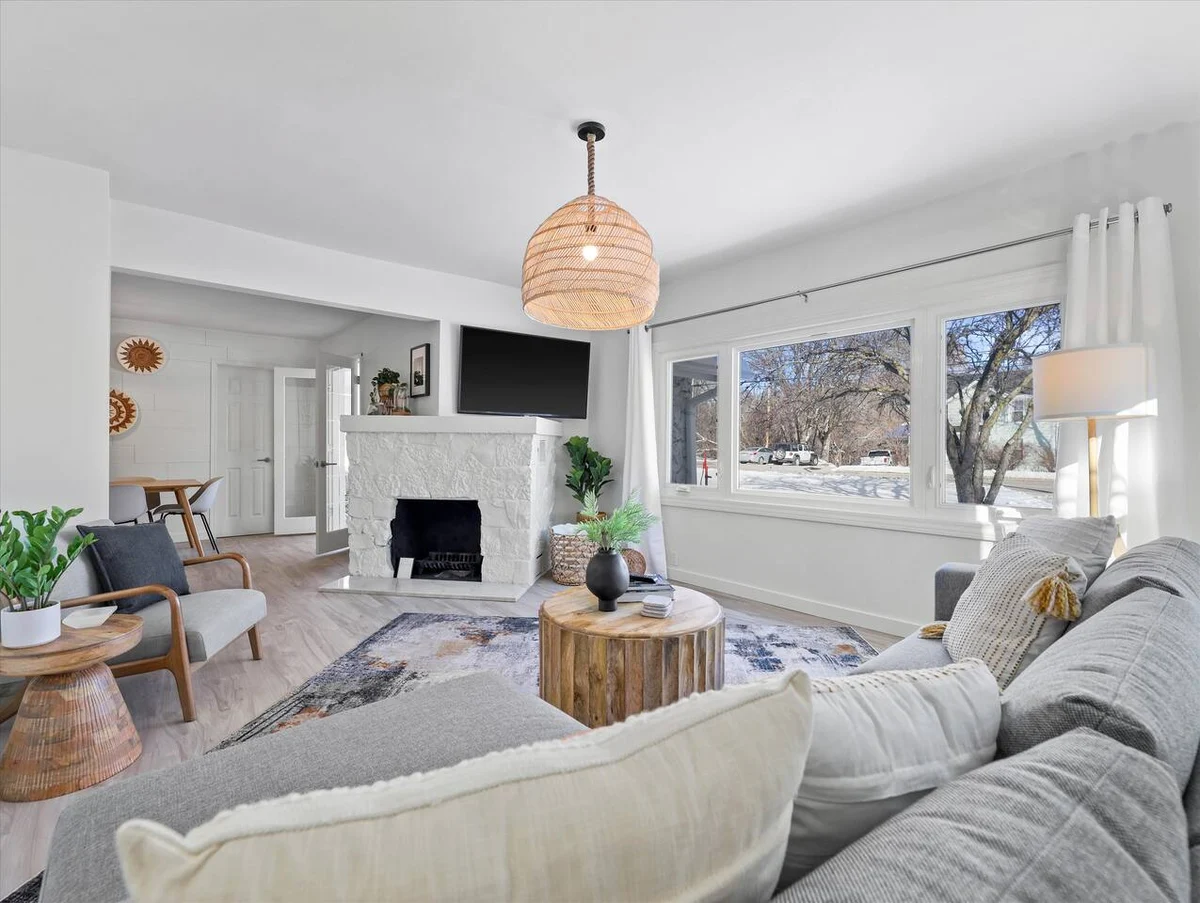 Lakeview Retreat | Main & Guest House, Sleeps 10 #49
