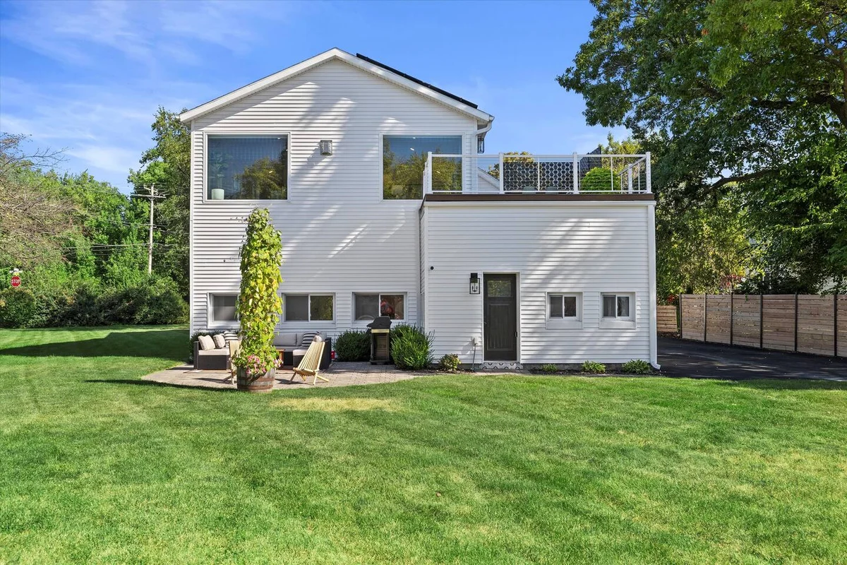 Lakeview Retreat | Main & Guest House, Sleeps 10 #53