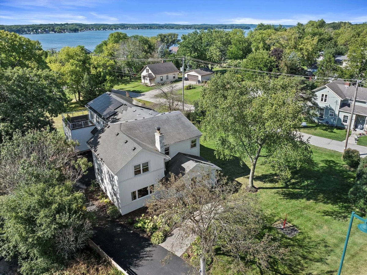 Lakeview Retreat | Main & Guest House, Sleeps 10 #56