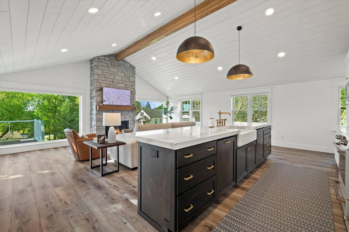 Designer Home with Upper Balcony & Lake Views #20