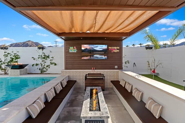Santa Barbara-Style Desert Retreat property photo 13