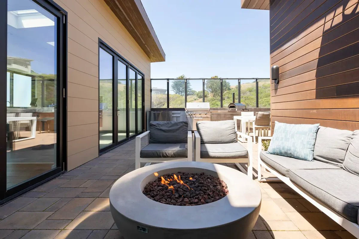Sky House • Designer Retreat w/ Spa, Theater & Gym #28