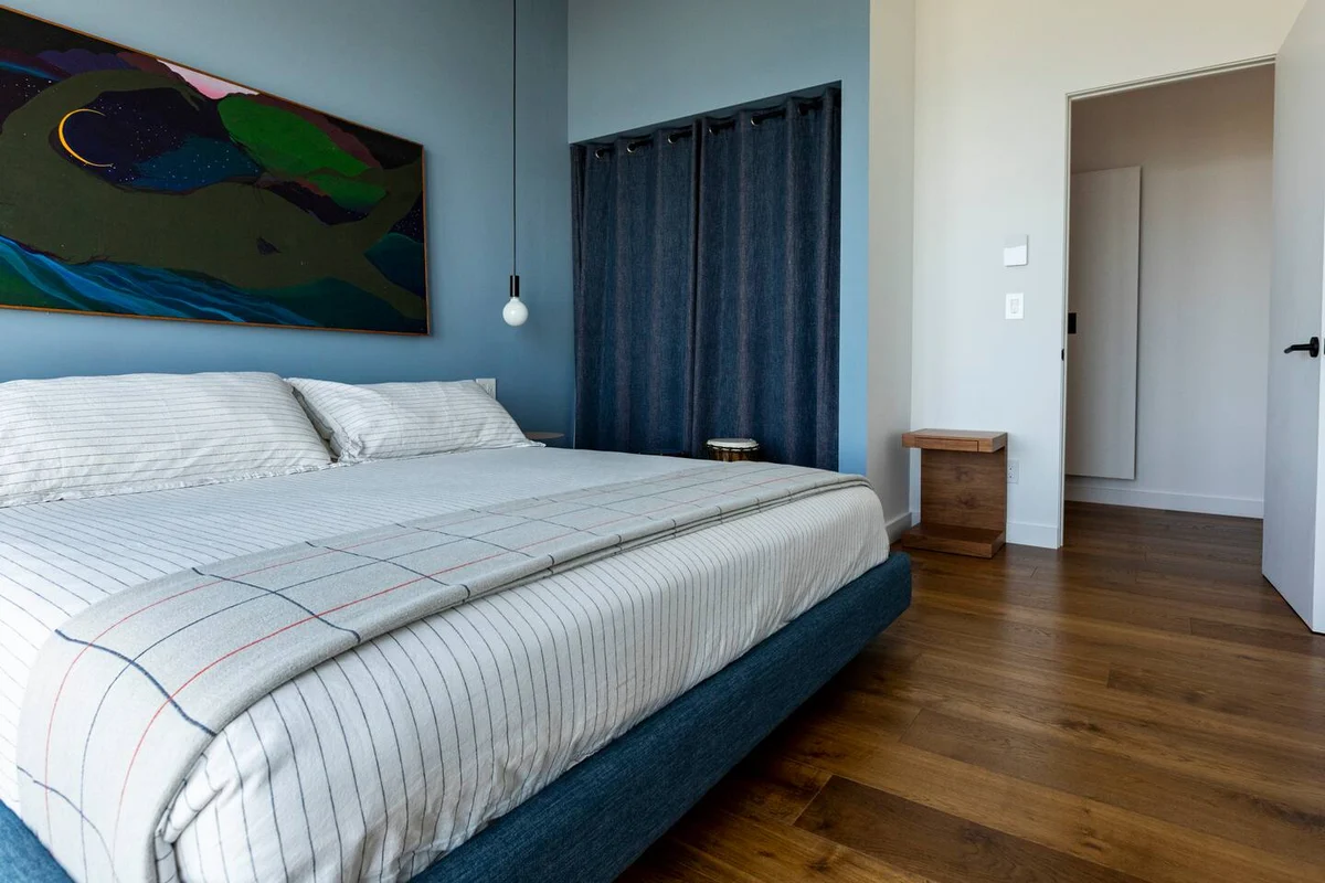 Sky House • Designer Retreat w/ Spa, Theater & Gym #14