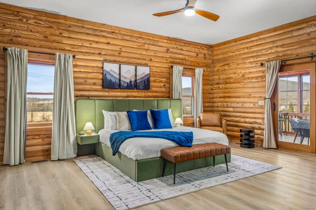 Bedroom 1 image 1