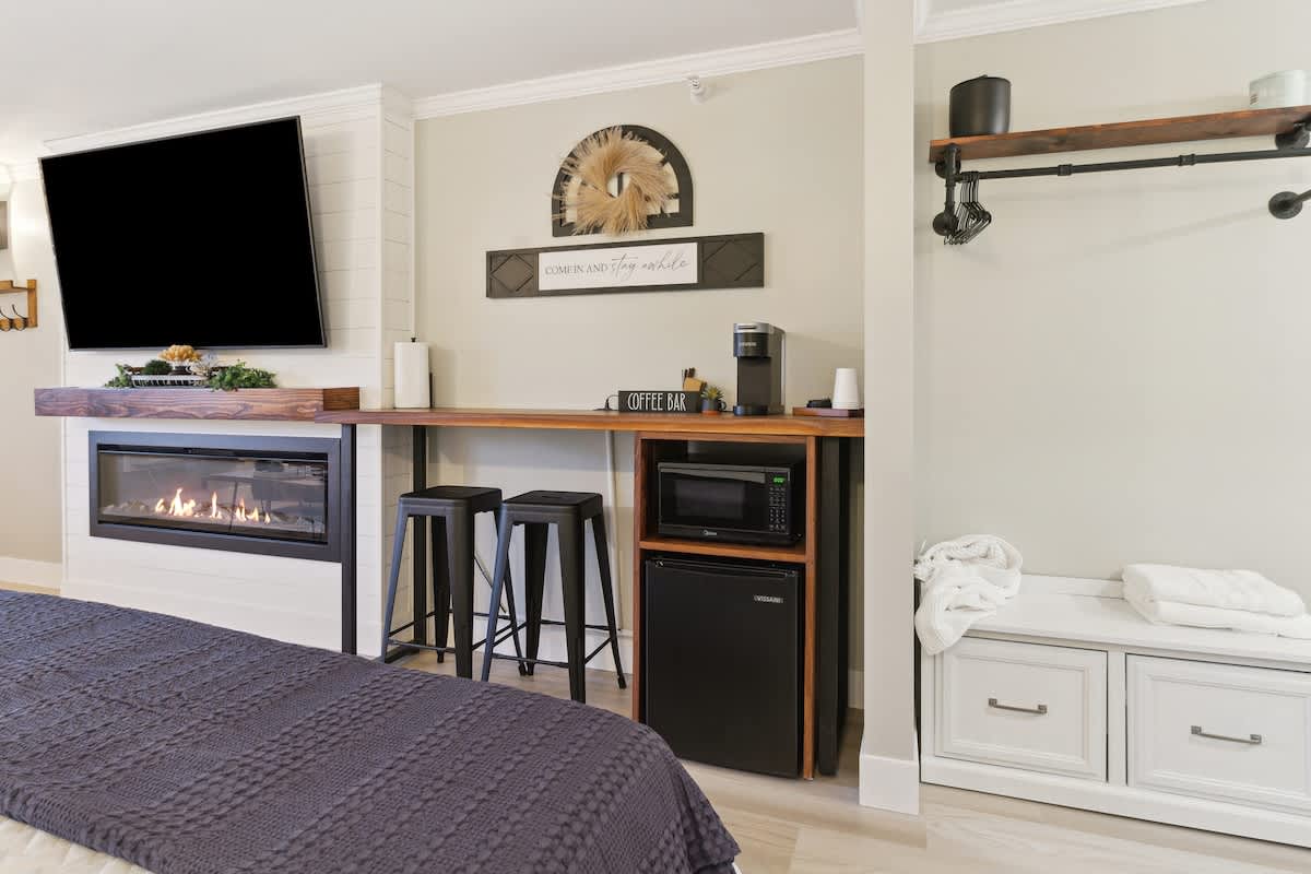 Apartment in Bellaire property photo 5