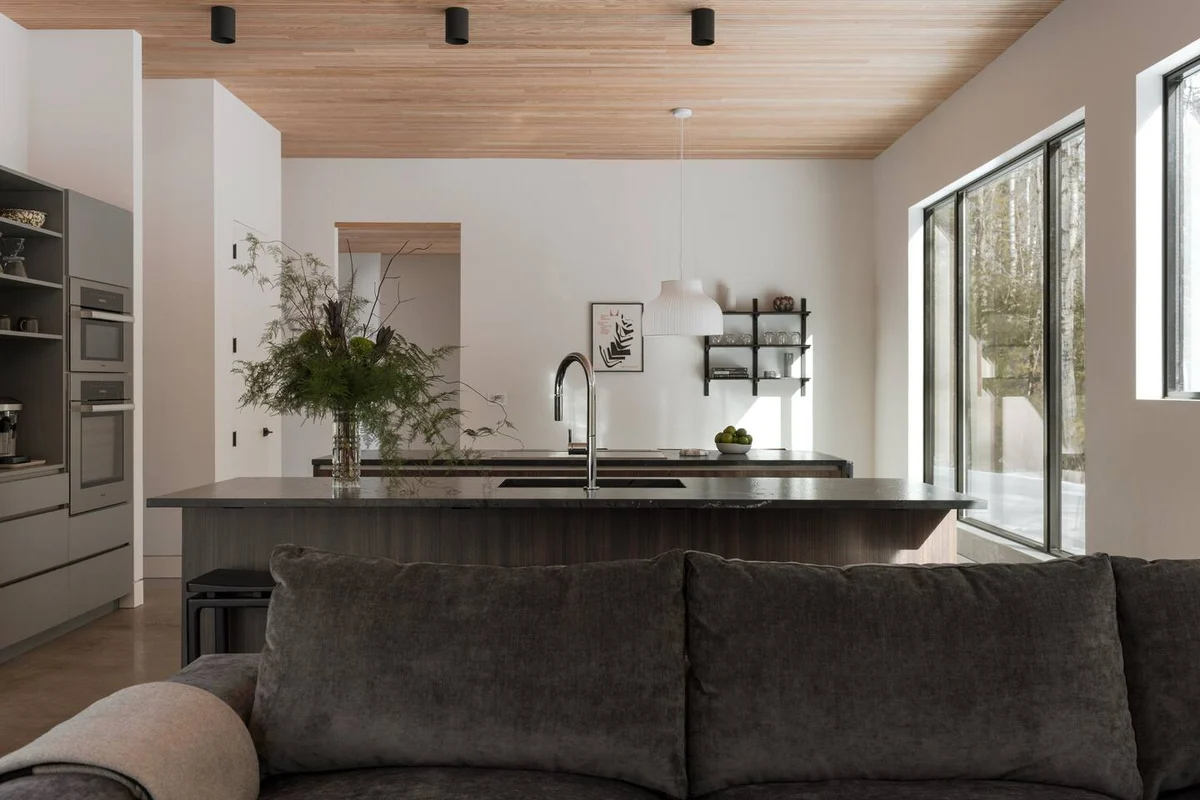 Cedar & Glass | Fish Creek Architectural Retreat #10