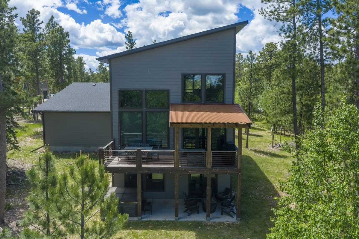 Home in Lead property photo 5