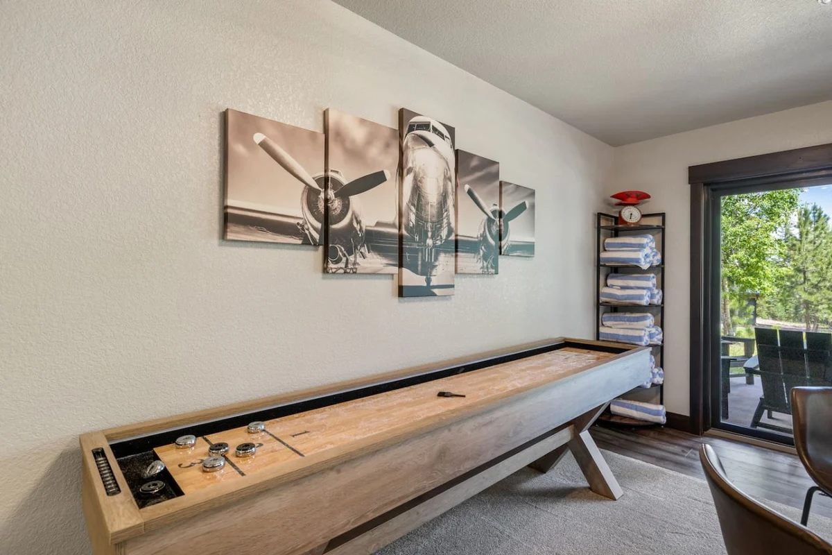 Home in Lead property photo 4