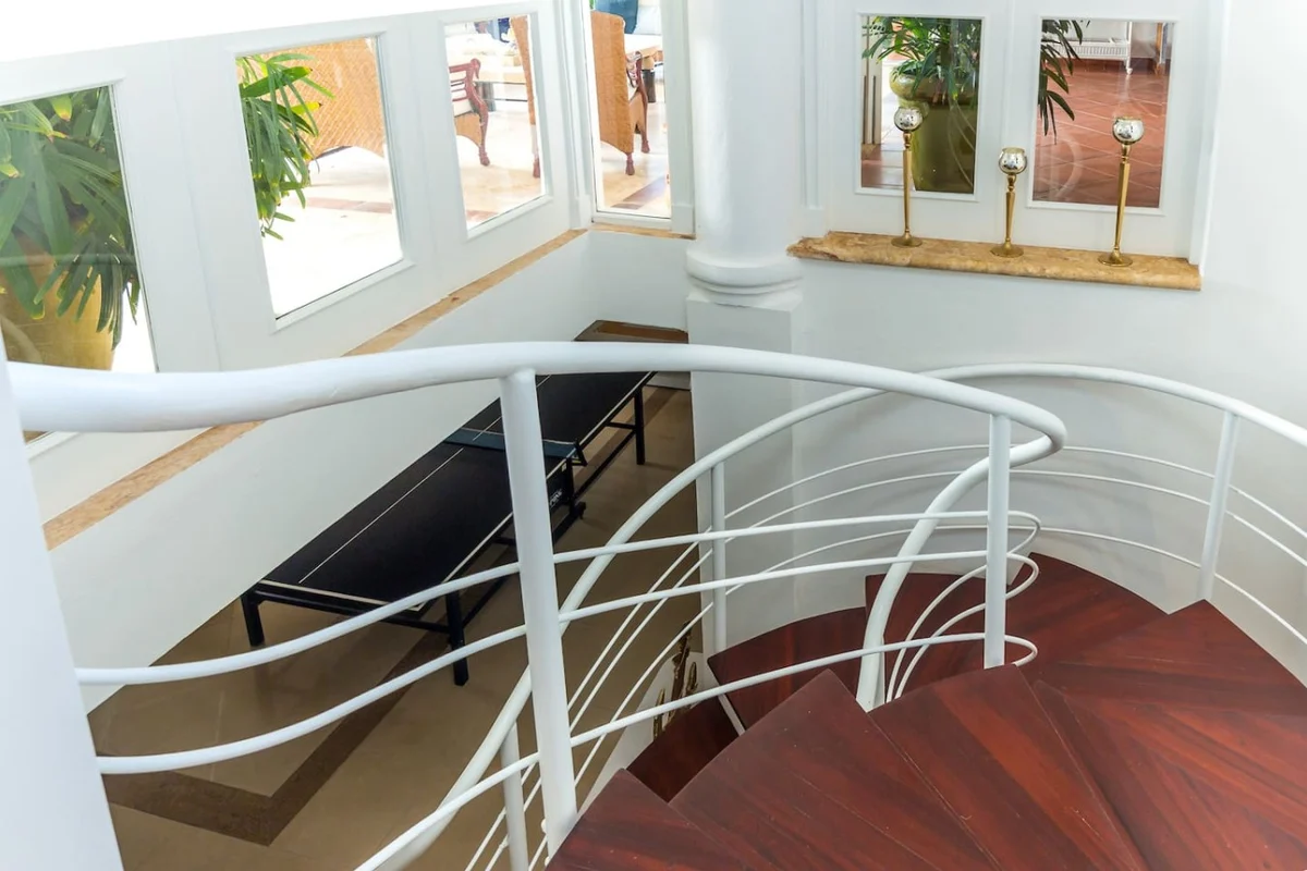 Villa familiar con vistas al golf #32