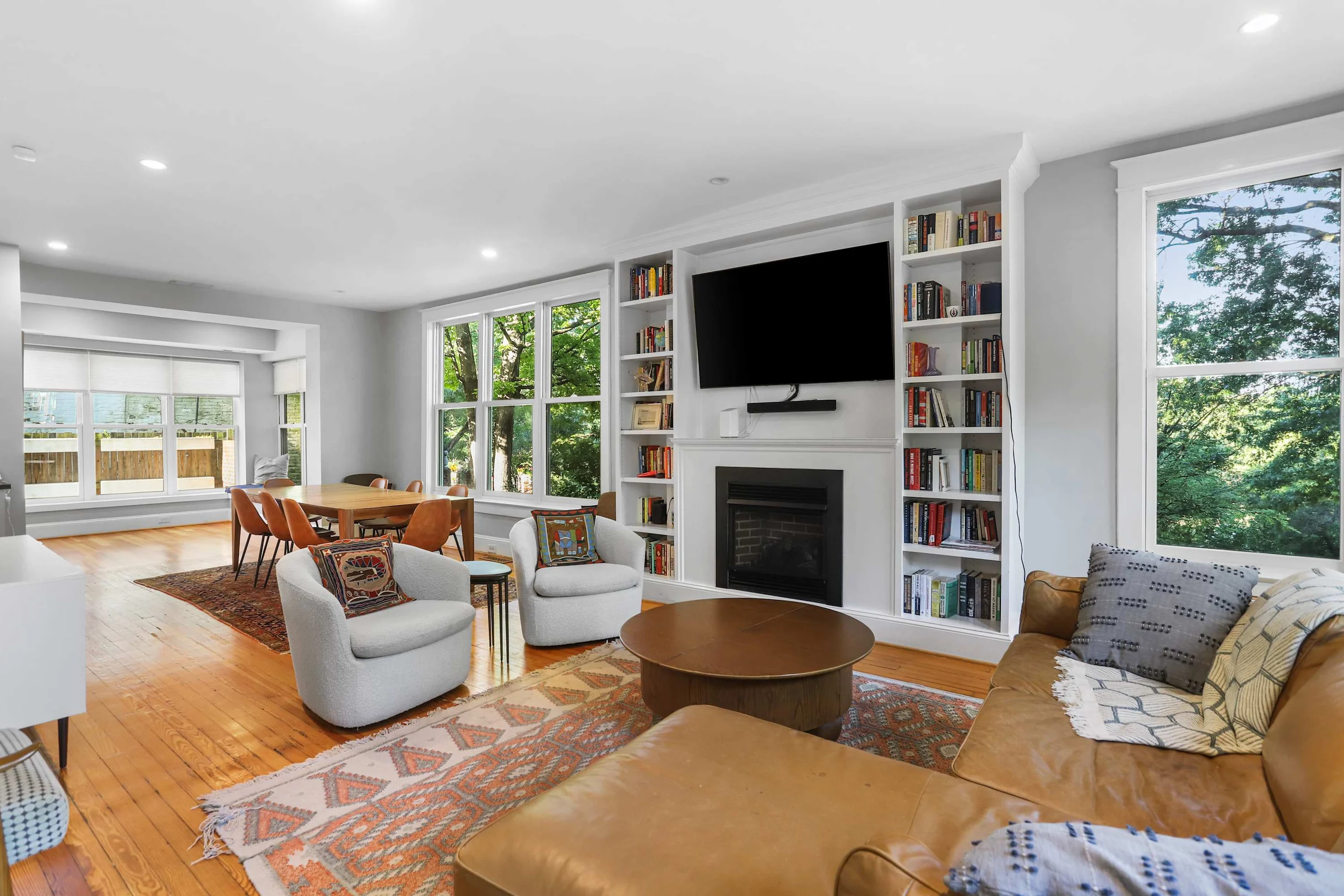 Home in District of Columbia property photo 5
