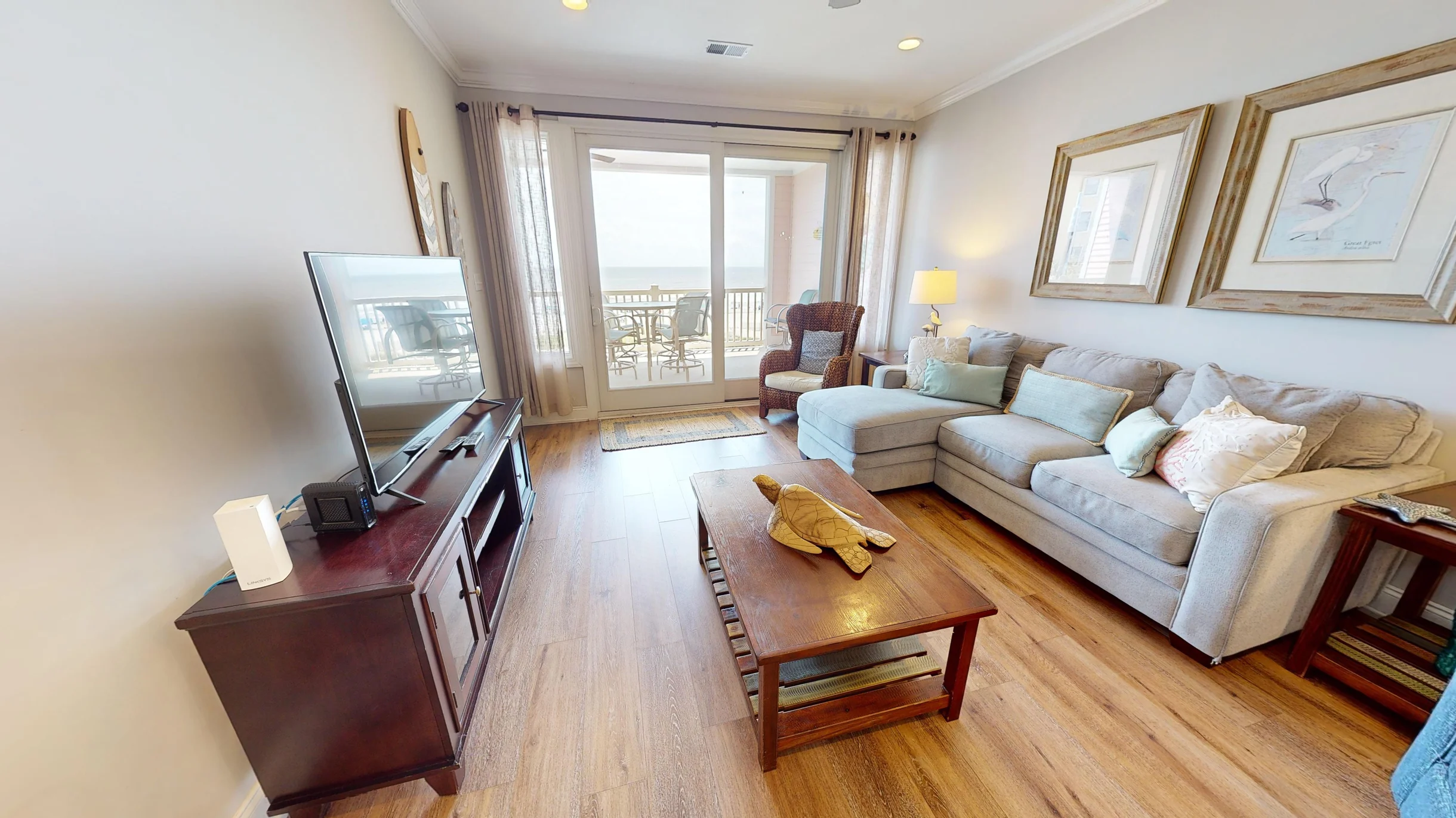 Condo in Folly Beach property photo 4