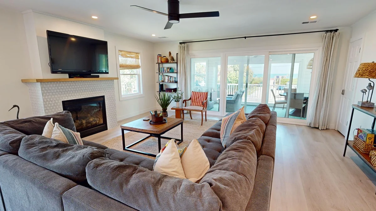 Property in Folly Beach property photo 5