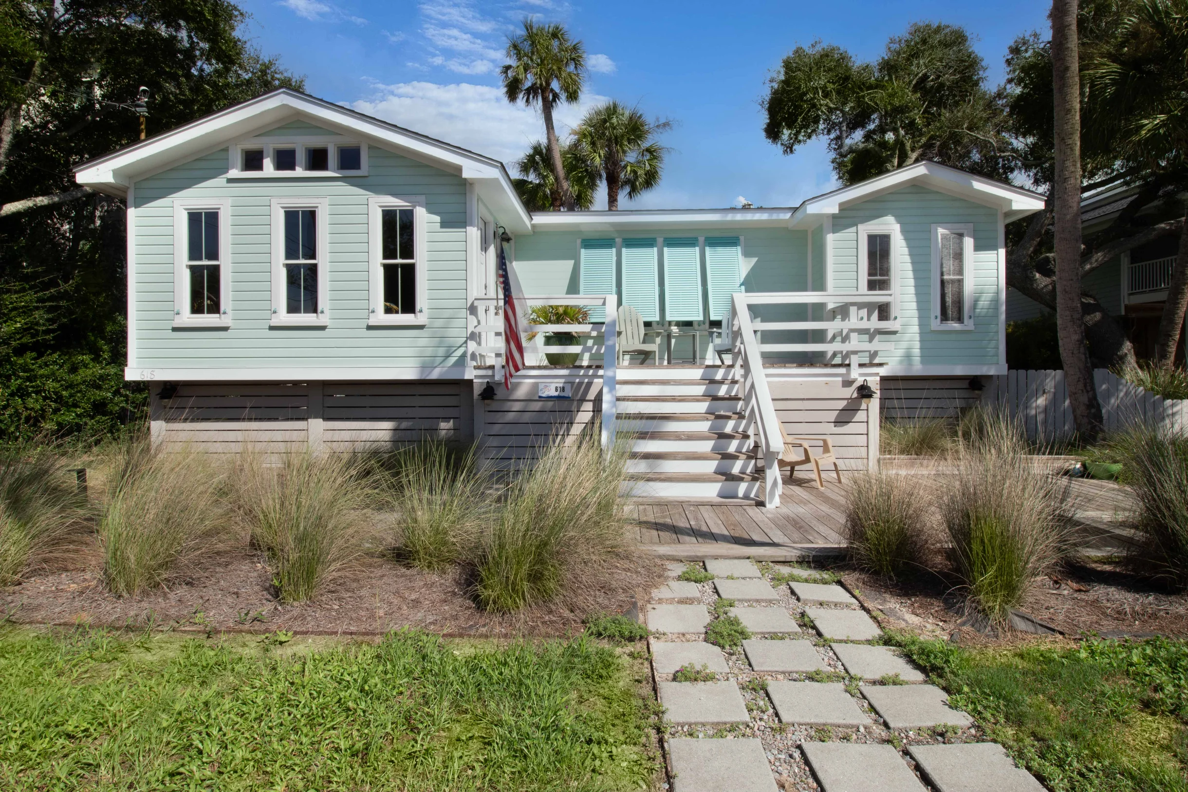 Property in Folly Beach property photo 1