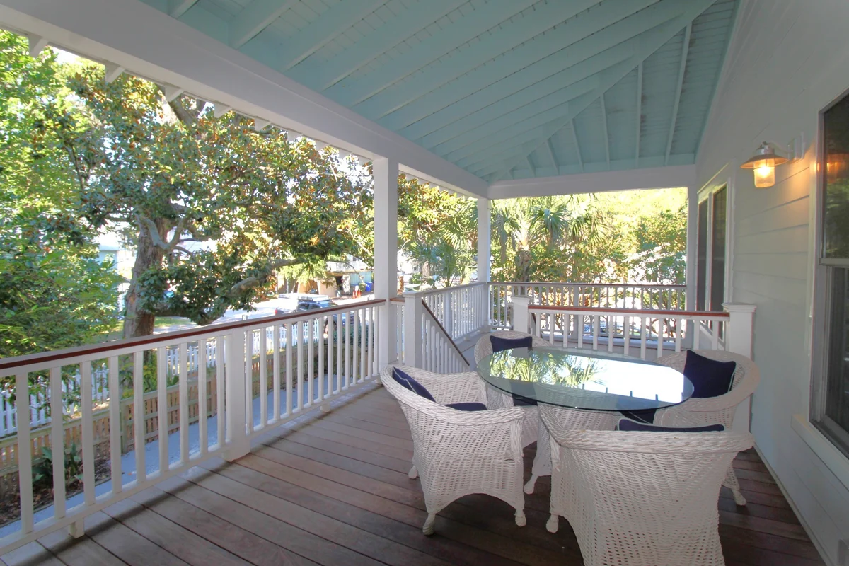 Property in Folly Beach property photo 3
