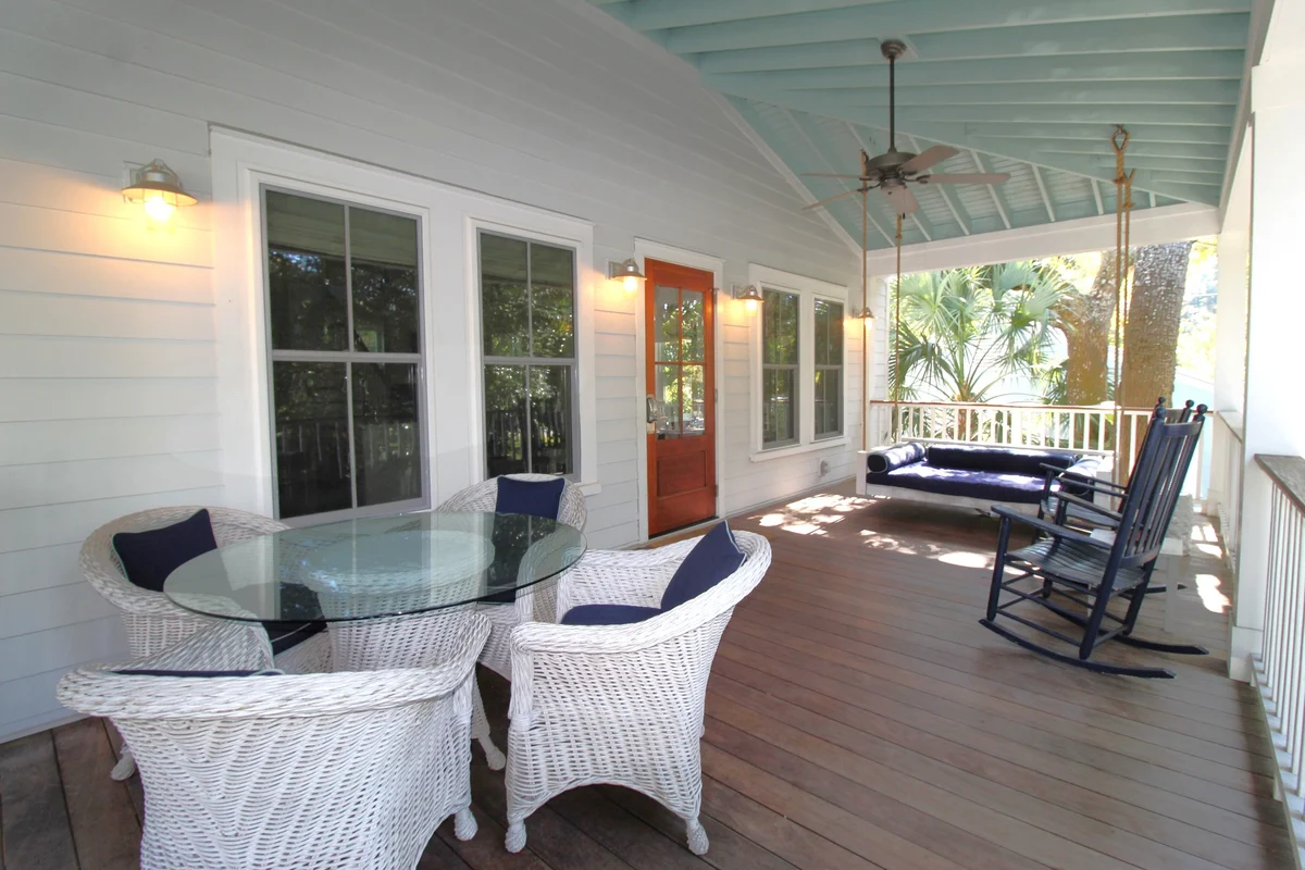 Property in Folly Beach property photo 2