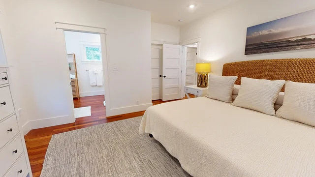 Bedroom 3 image 1