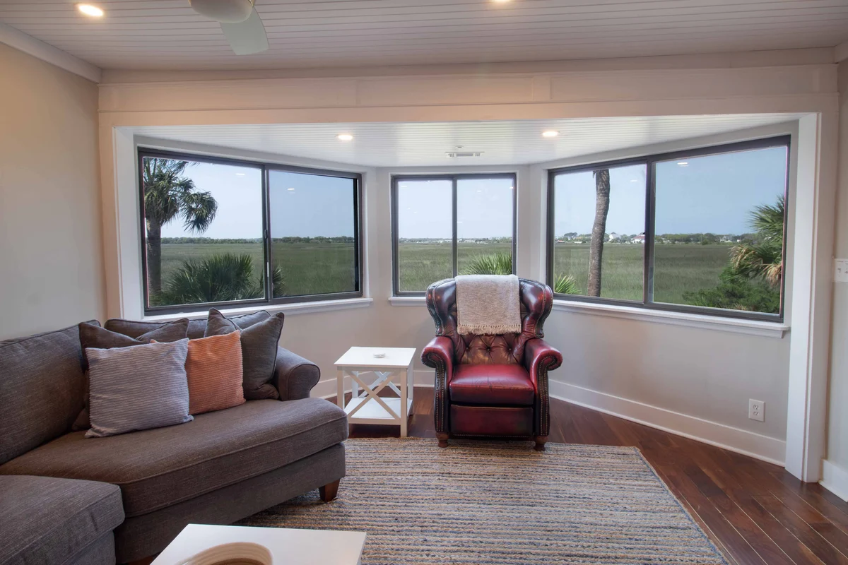Condo in Folly Beach property photo 4