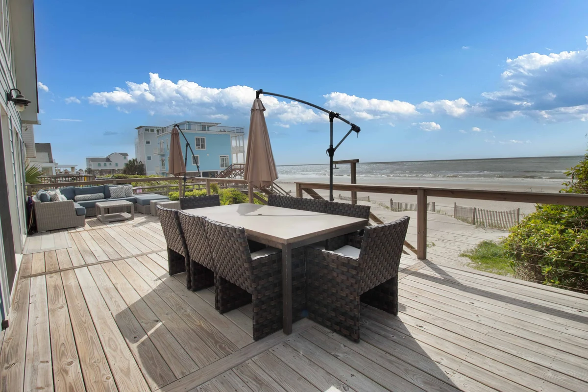 Condo in Folly Beach property photo 4