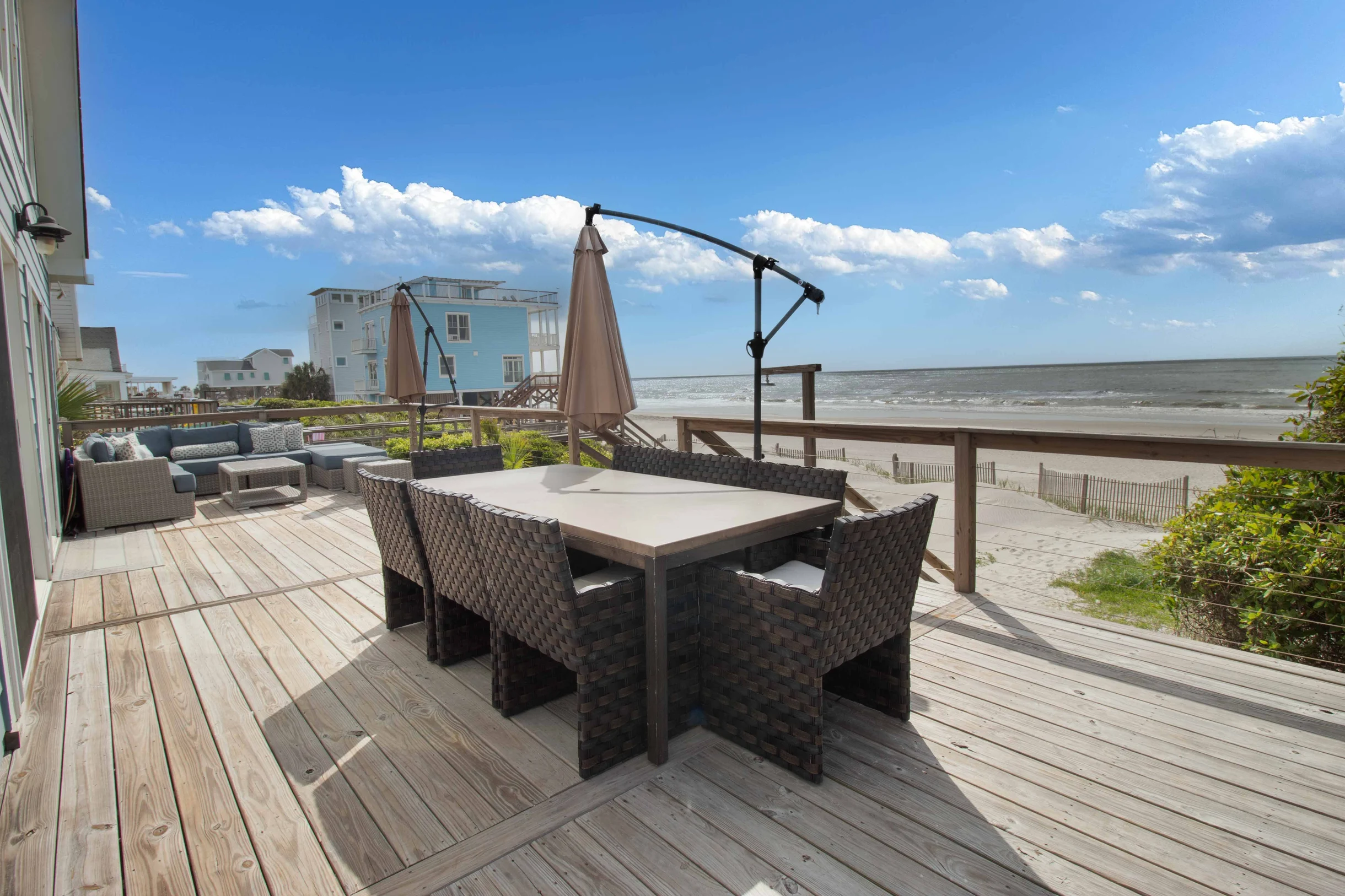 Condo in Folly Beach property photo 4